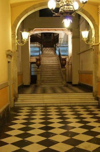 Hostal Palace *